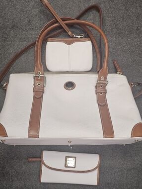 Dooney & Bourke Purse, Wallet & Coin Purse
